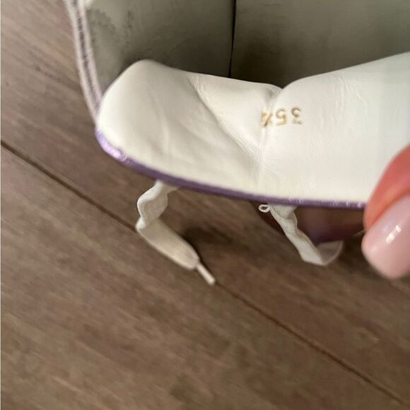 Christian Louboutin Vierissima Iridescent Flat Sneakers - Picture 10 of 11